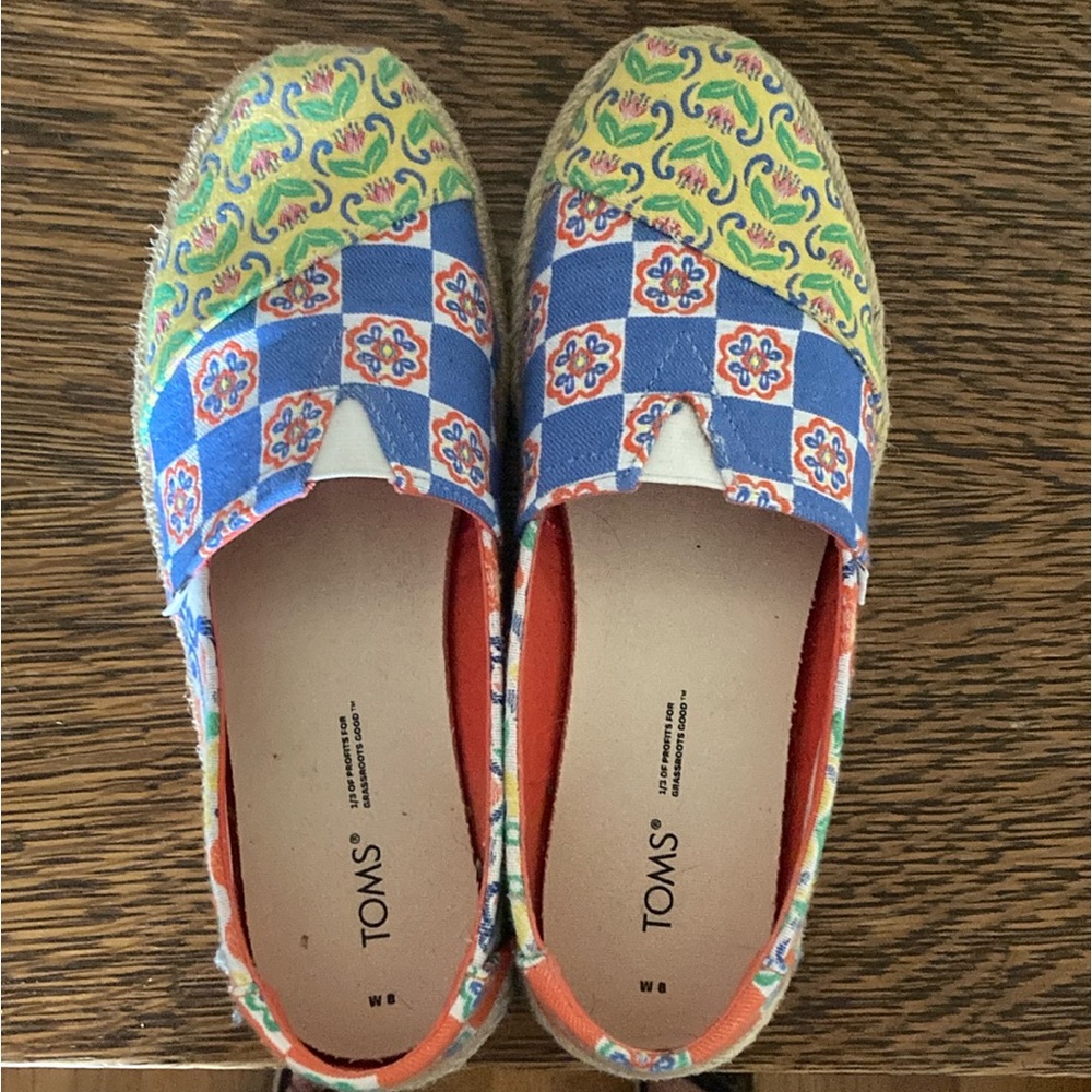 TOMS Floral Espadrilles